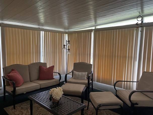 1912 Hazeltine Way a Winter Haven, FL Mobile or Manufactured Home for Sale